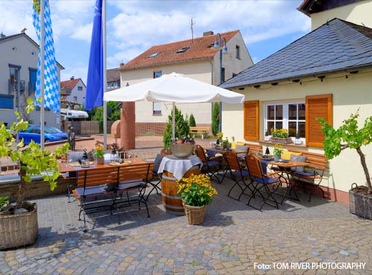 Außenansicht des Hotel und Restaurants Achaffenburg