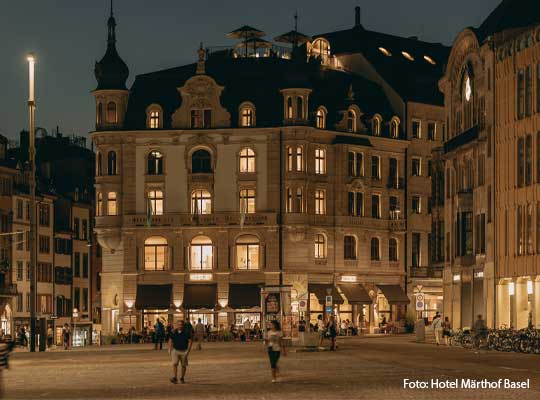 Platz vor dem Märthof in Basel