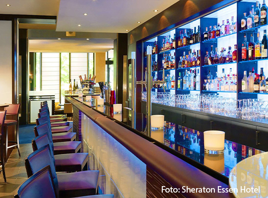 Moderner Barbereich im Sheraton Hotel Essen