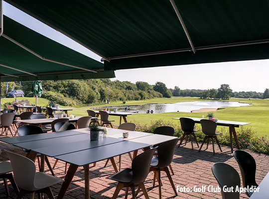 Terrassenbereich des Golf Club Gut Apeldör