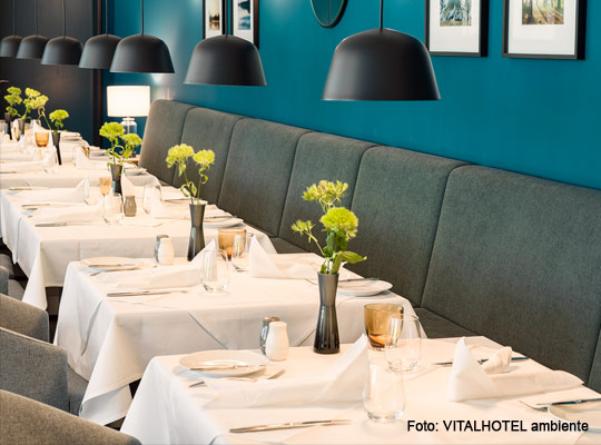 Stilvoll gedeckter Tisch VITALHOTEL ambiente