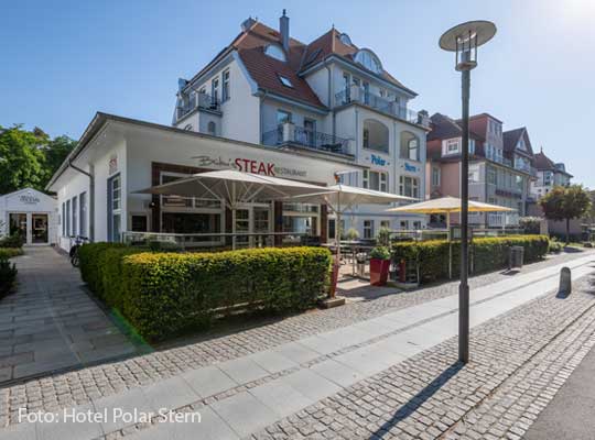 Das Hotel Polar Stern in Kühlungsborn - Außenansicht beim Krimidinner